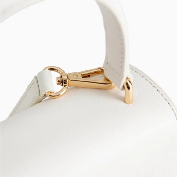 Neely and Chloe Saffiano Leather Lady Bag - Picture 6 of 8